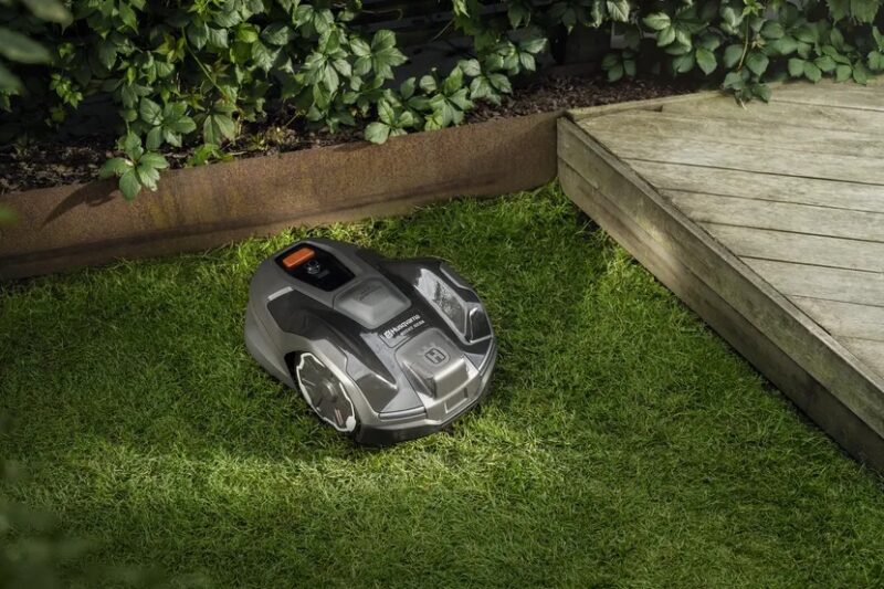 HUSQVARNA  AUTOMOWER 405XE NERA con tecnología inalámbrica - Imagen 4