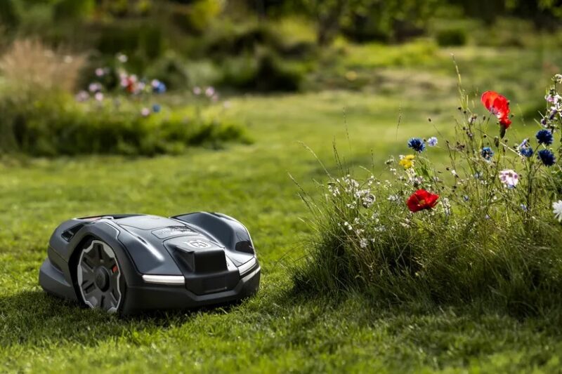 HUSQVARNA  AUTOMOWER 410XE con tecnología inalámbrica - Imagen 5